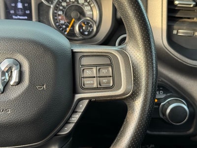 2019 RAM 2500 Tradesman w/ Rear Camera + Keyless GO