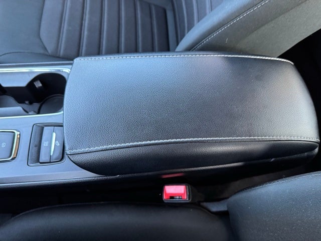 2019 Ford Fusion Hybrid SE w/ Navigation + Adaptive Cruise