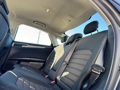 2020 Ford Fusion Hybrid SE w/ Navigation + Remote Start via Ford App