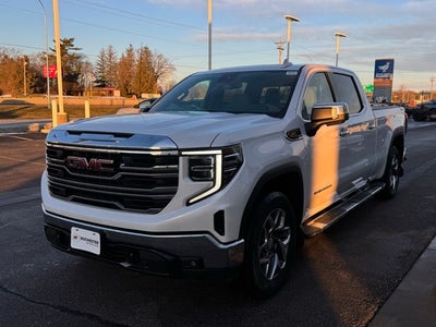 2023 GMC Sierra 1500 SLT w/ Power Moonroof + Adaptive Cruise