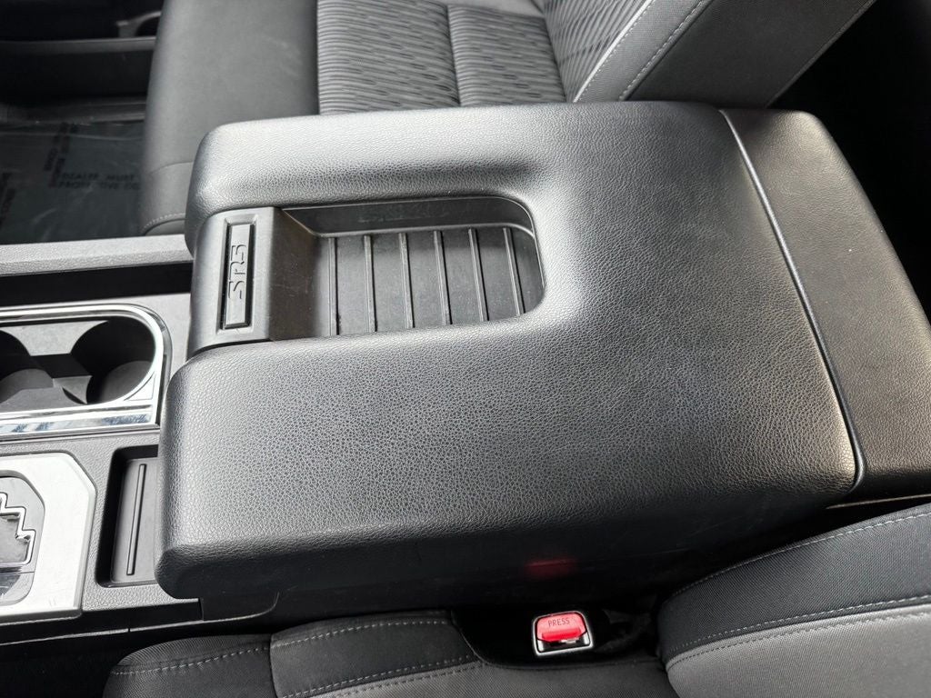 2016 Toyota Tundra SR5