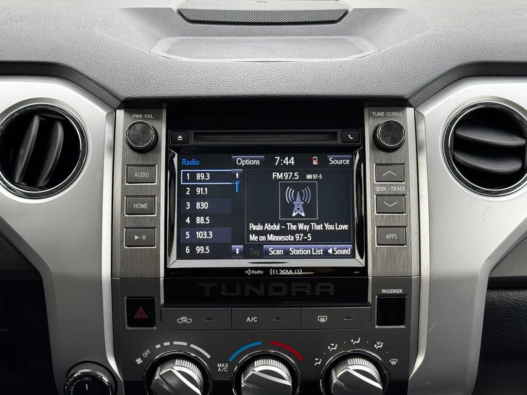 2016 Toyota Tundra SR5