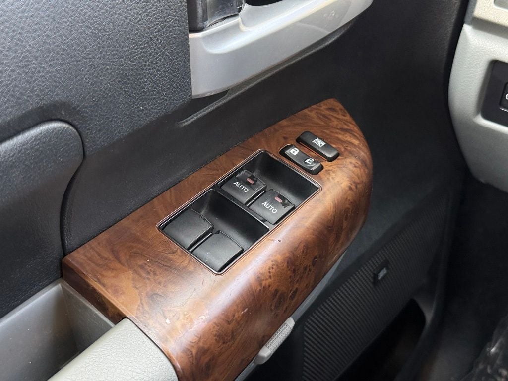 2013 Toyota Tundra Platinum 5.7L V8