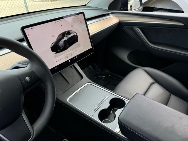 2025 Tesla Model Y Long Range