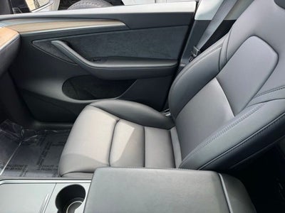 2025 Tesla Model Y Long Range