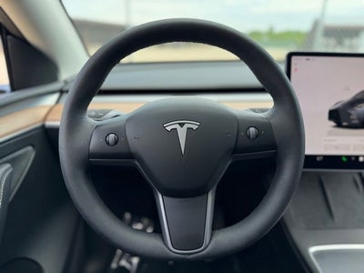 2025 Tesla Model Y Long Range