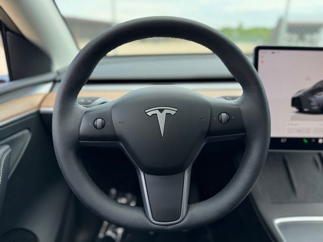 2025 Tesla Model Y Long Range