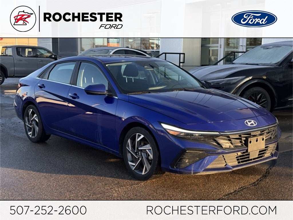 2024 Hyundai Elantra SEL w/ Power Sunroof