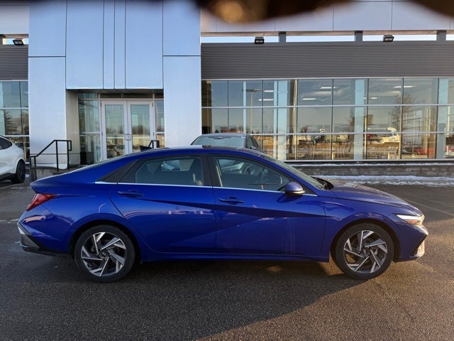 2024 Hyundai Elantra SEL w/ Power Sunroof