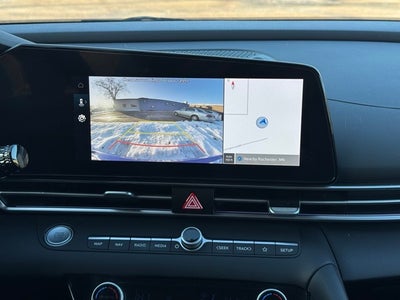 2024 Hyundai Elantra SEL w/ Power Sunroof