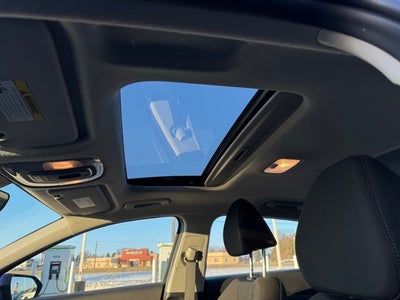 2024 Hyundai Elantra SEL w/ Power Sunroof