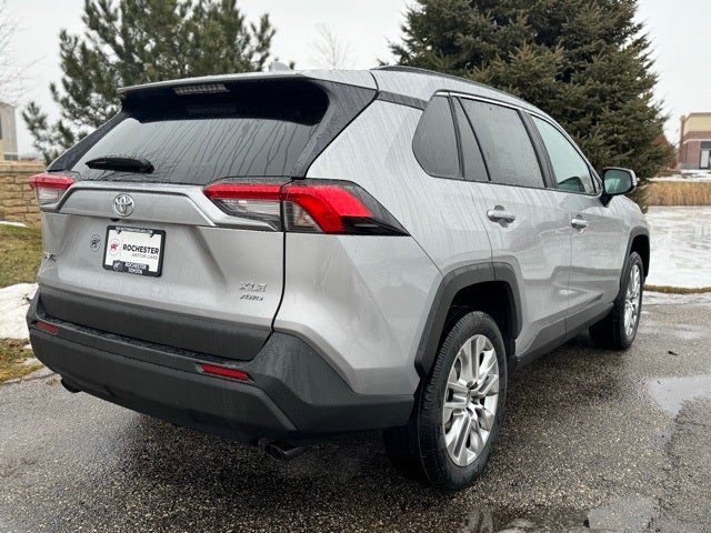 2025 Toyota RAV4 XLE Premium