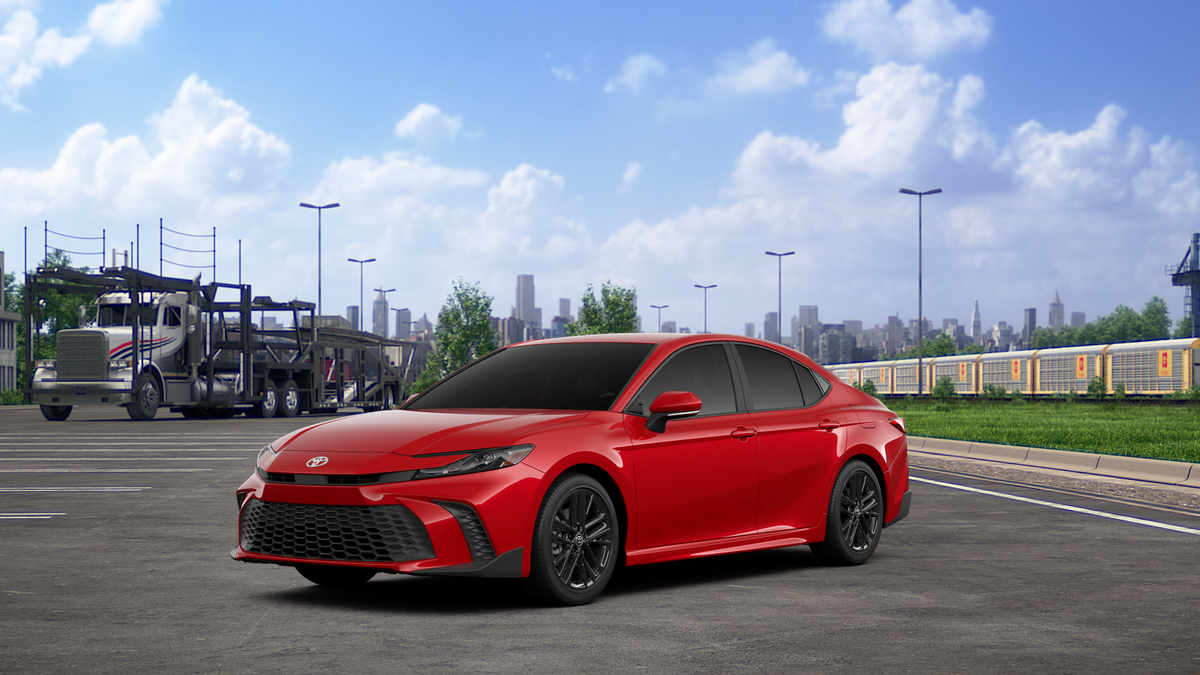 2026 Toyota Camry SE AWD Hybrid's photo