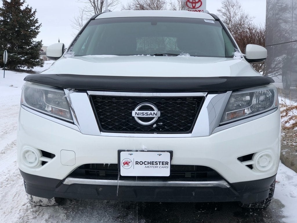 Used 2013 Nissan Pathfinder SV with VIN 5N1AR2MM0DC618387 for sale in Rochester, Minnesota