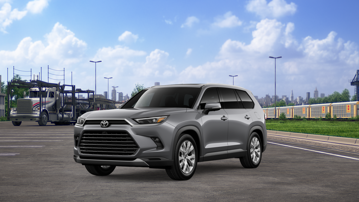 2026 Toyota Grand Highlander Hybrid Limited AWD's photo