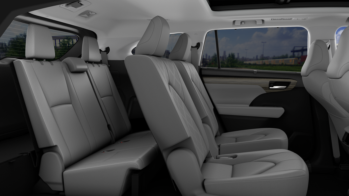 2026 Toyota Highlander Hybrid Hybrid Platinum