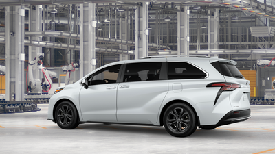 2026 Toyota Sienna Platinum 7 Passenger