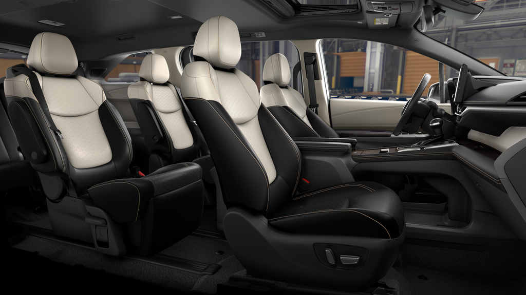 2026 Toyota Sienna Platinum 7 Passenger