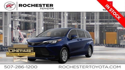 2026 Toyota Sienna LE 8 Passenger