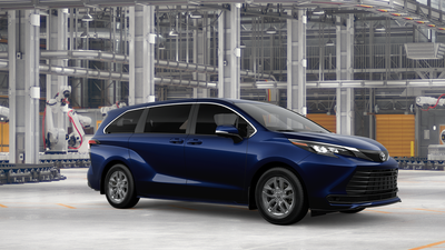 2026 Toyota Sienna LE 8 Passenger