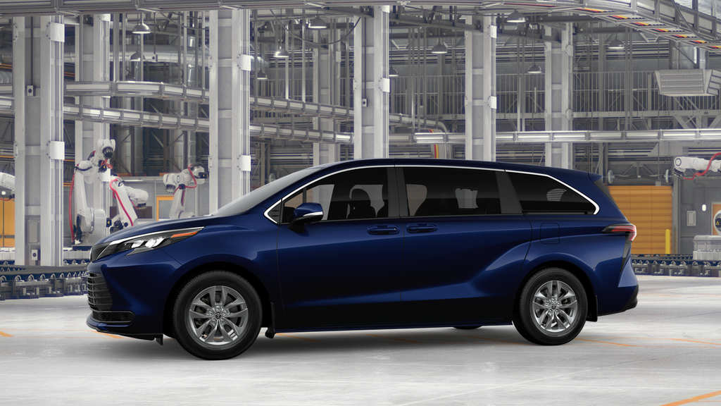 2026 Toyota Sienna LE 8 Passenger