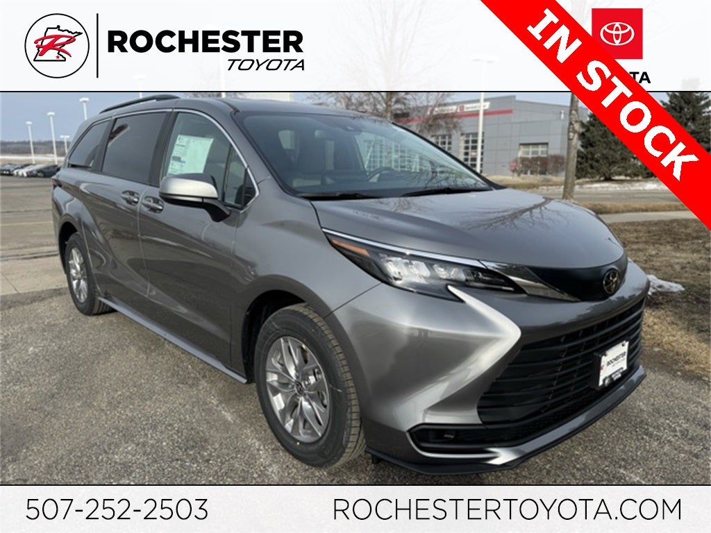 2026 Toyota Sienna LE