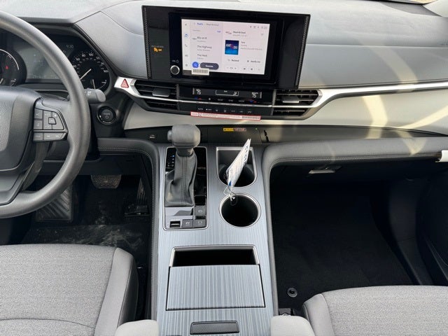 2026 Toyota Sienna LE