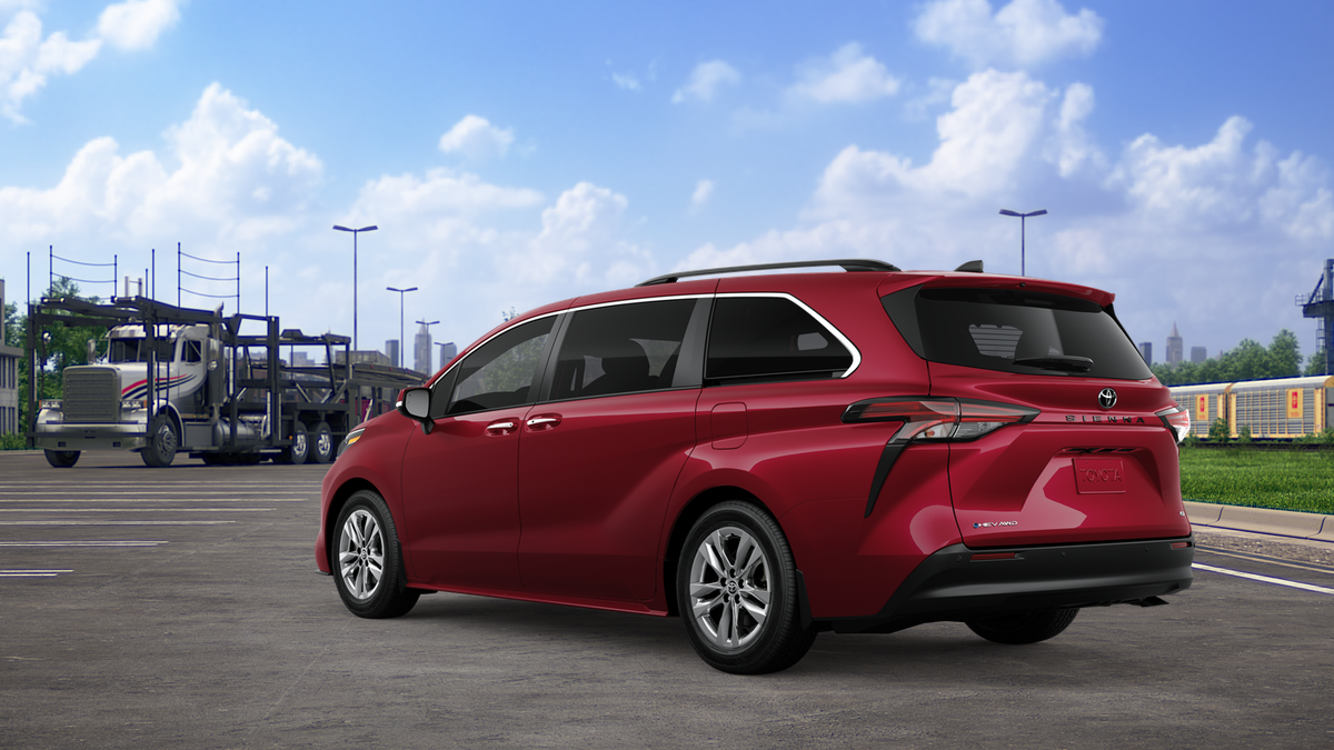 2026 Toyota Sienna XLE