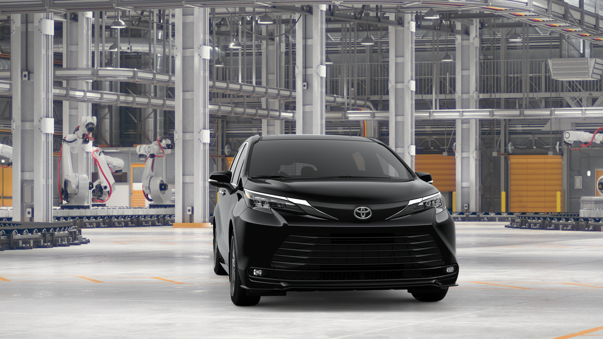2026 Toyota Sienna XLE