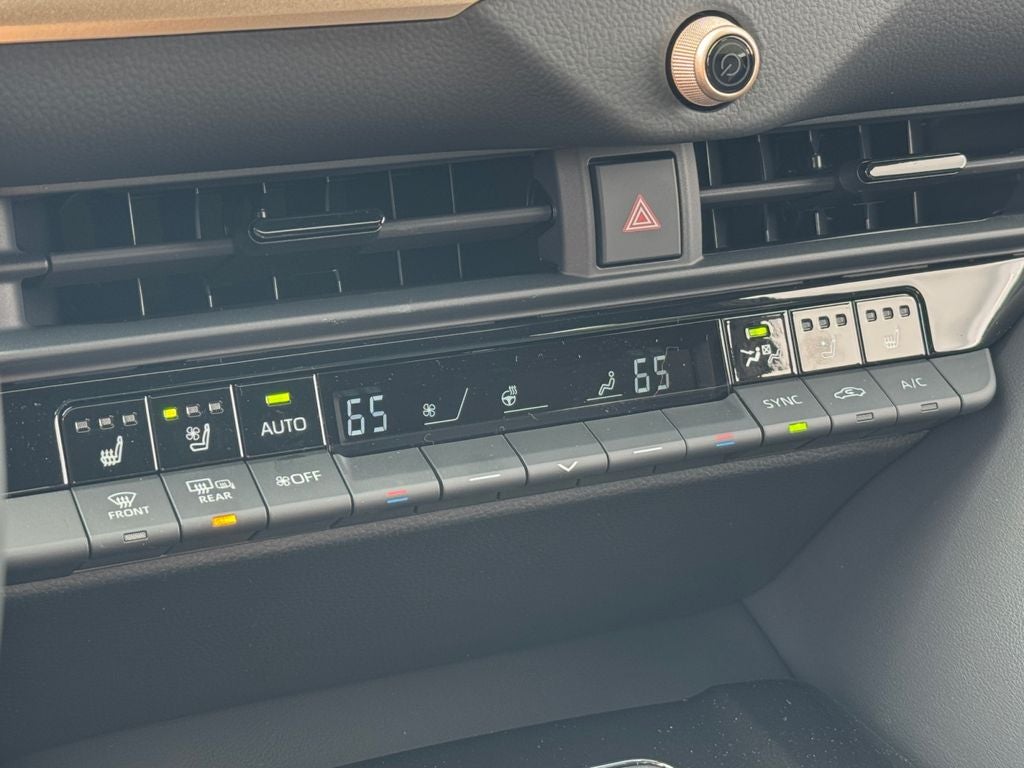 2026 Toyota Toyota Crown Signia Limited
