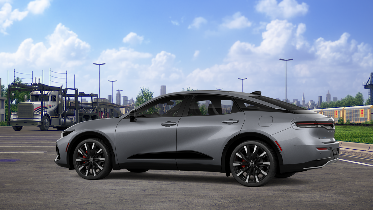 2027 Toyota Toyota Crown Platinum