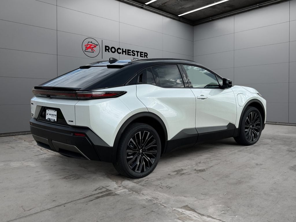 2026 Toyota C-HR XSE
