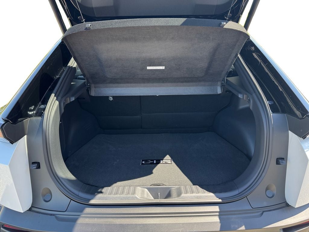 2026 Toyota C-HR XSE