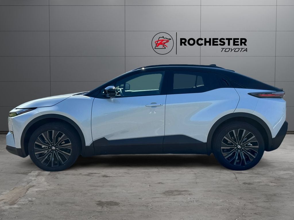 2026 Toyota C-HR XSE