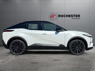 2026 Toyota C-HR XSE
