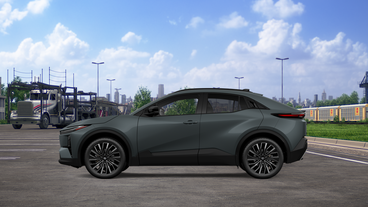 2027 Toyota C-HR XSE