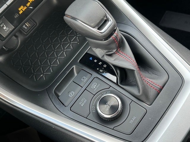 2025 Toyota RAV4 Plug-In Hybrid SE