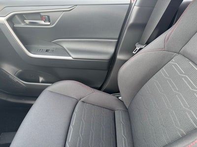 2025 Toyota RAV4 Plug-In Hybrid SE