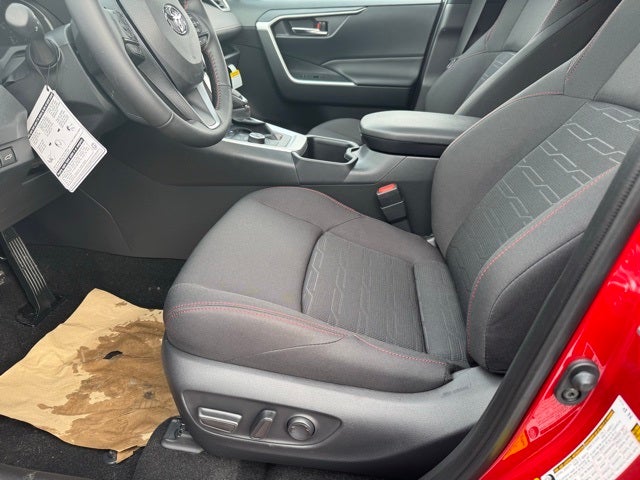 2025 Toyota RAV4 Plug-In Hybrid SE