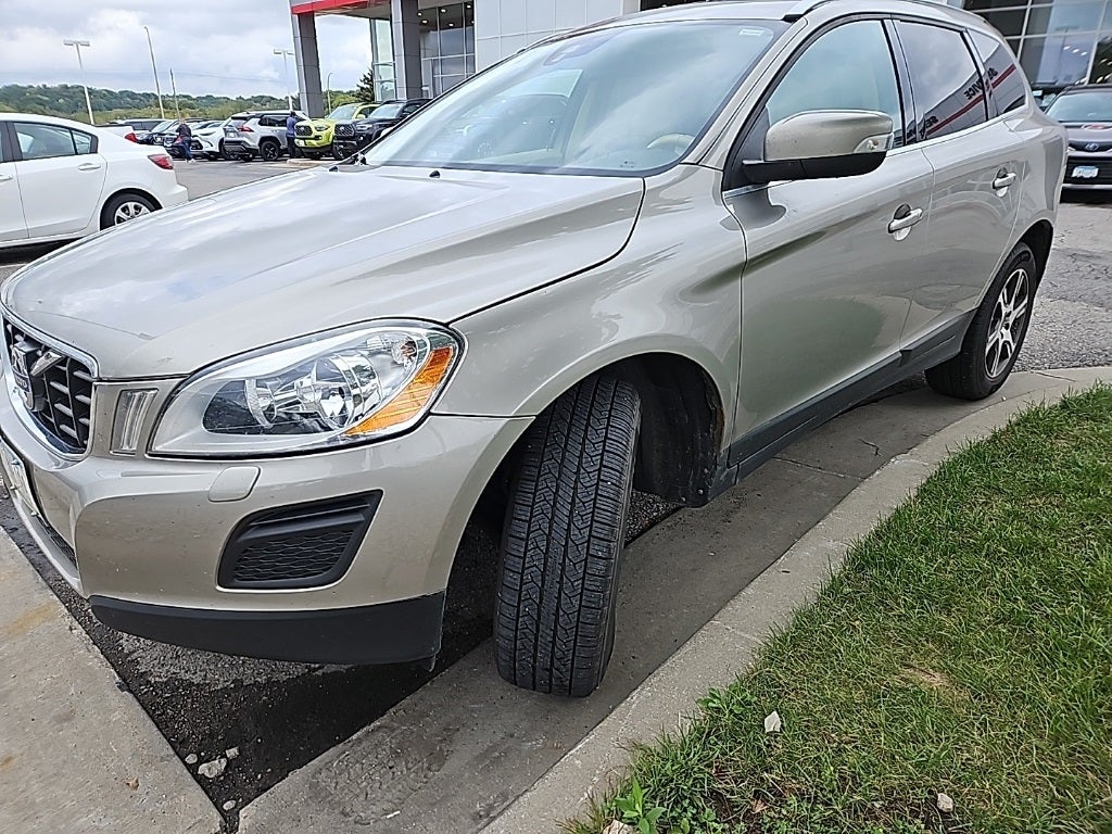 Used 2012 Volvo XC60 T6 with VIN YV4902DZ3C2333973 for sale in Rochester, Minnesota