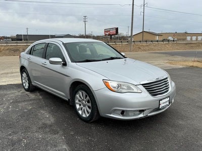 2011 Chrysler 200 Touring