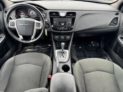 2011 Chrysler 200 Touring