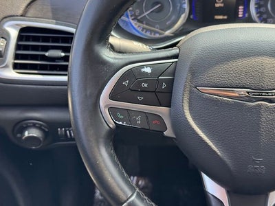 2017 Chrysler 200 LX