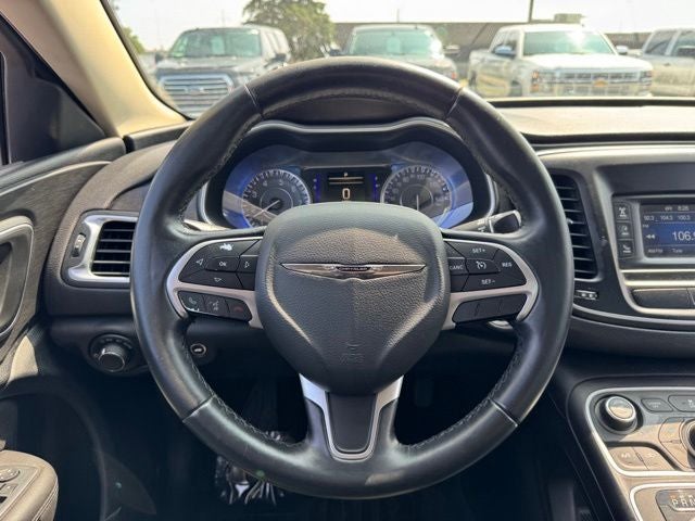 2017 Chrysler 200 LX
