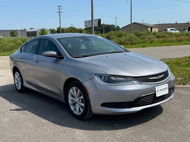 2017 Chrysler 200 LX