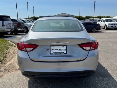 2017 Chrysler 200 LX