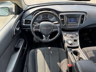 2017 Chrysler 200 LX