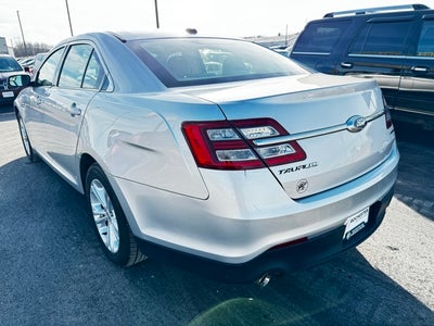 2018 Ford Taurus SE