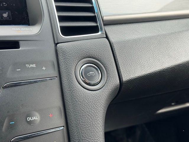 2014 Ford Taurus SEL