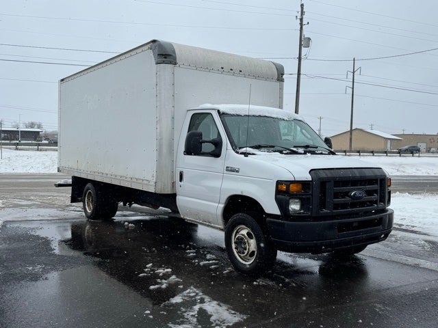 2017 Ford E-350SD Base Cutaway